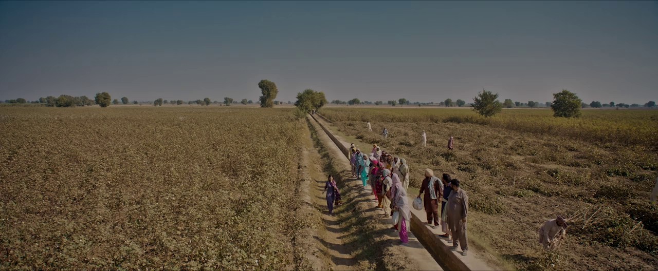 Sufna (2020) WEBRip Punjabi 720p AVC HE-AAC 2.0 ESub.mkv.0002